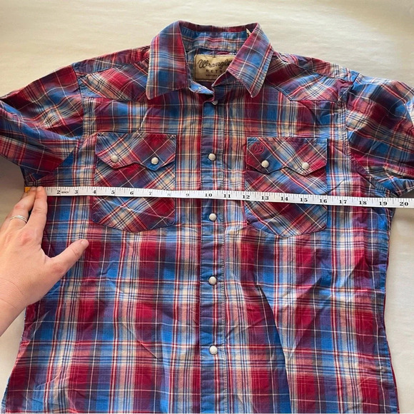 WRANGLER ~ Boy’s Red White Blue Plaid Western Pearl Snap Long Sleeve Button Down - Picture 7 of 8